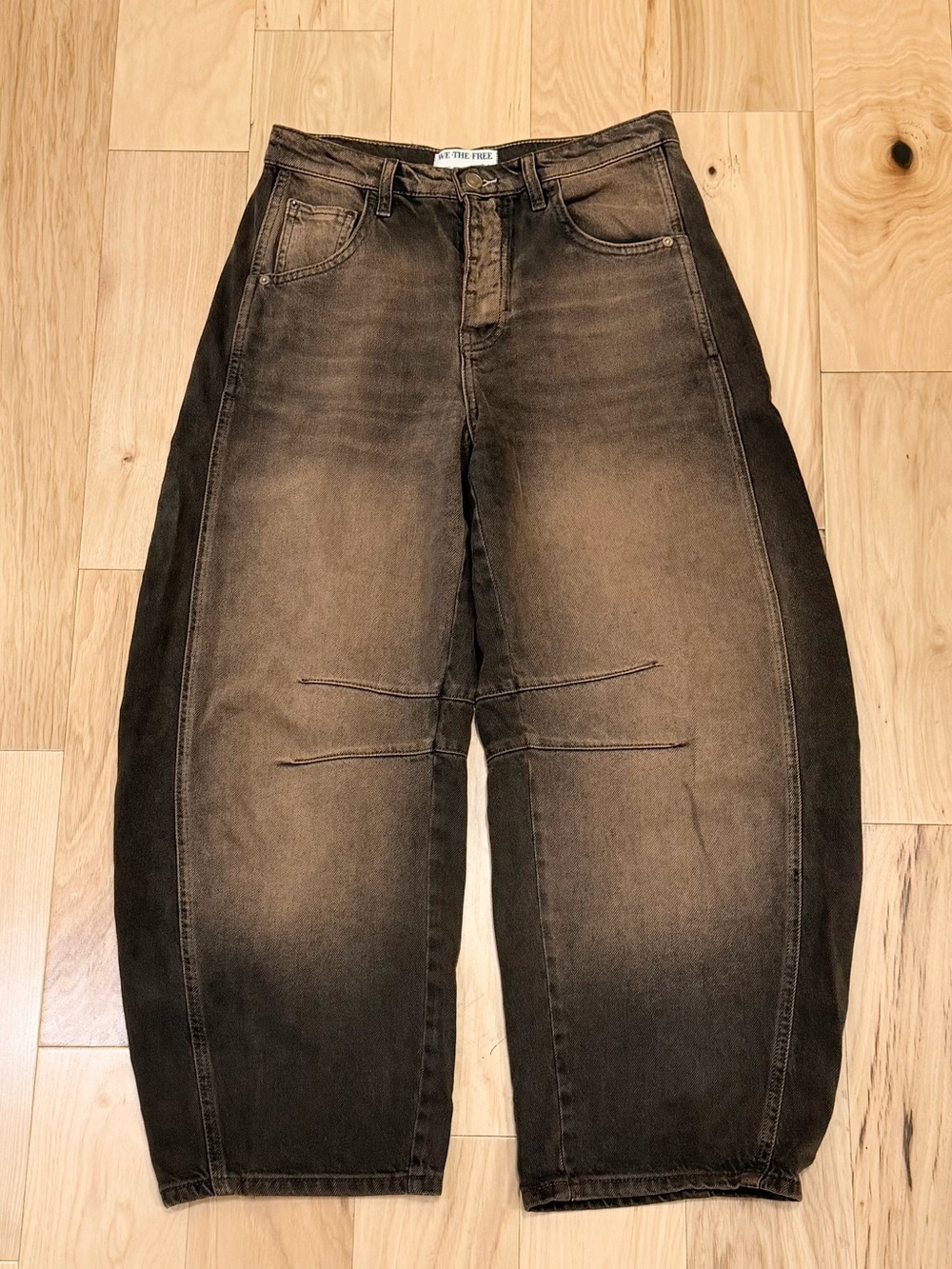 LIKE NEW We The Free Women’s Good Luck Mid-Rise Barrel Denim Jeans